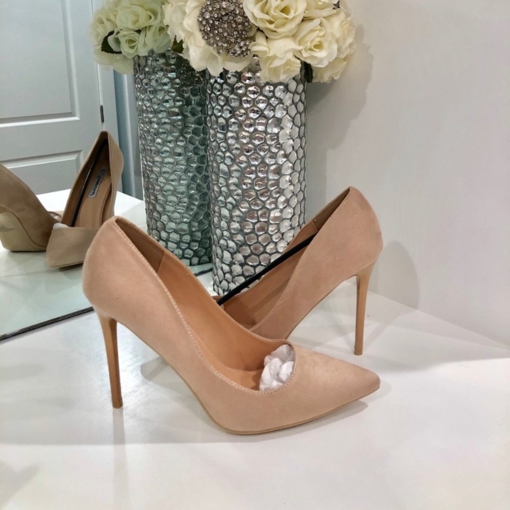 Suede pointed toe heels